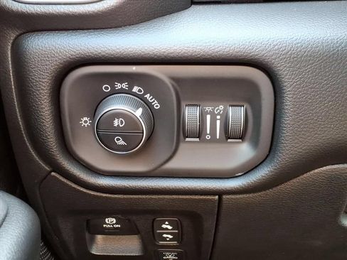 Used 2026 RAM 1500 Lone Star AWD/4WD image 12