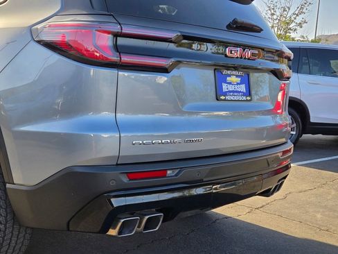 Used 2024 GMC Acadia AT4 w/ Luxury Package AWD/4WD image 5