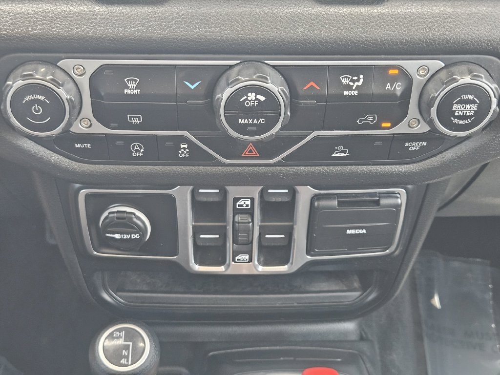 Used 2025 Jeep Gladiator Sport AWD/4WD image 19