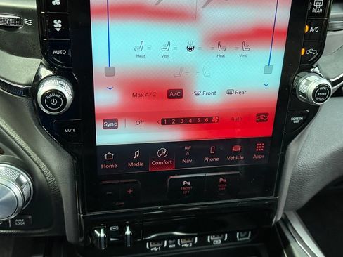 Used 2025 RAM 1500 Rebel AWD/4WD image 17