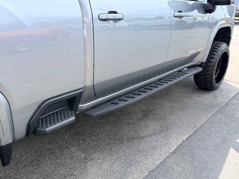 Used 2024 GMC Sierra 2500 AT4 w/ Technology Package AWD/4WD image 15