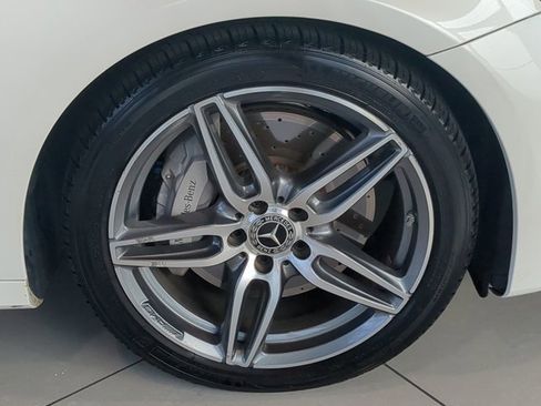 Used 2018 Mercedes-Benz E 300 image 11