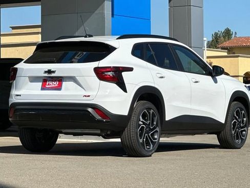 New 2026 Chevrolet Trax RS w/ Driver Confidence Package FWD image 5