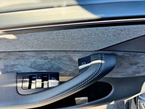 Used 2026 Tesla Model Y Premium image 18