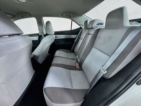 Used 2018 Toyota Corolla LE FWD image 25