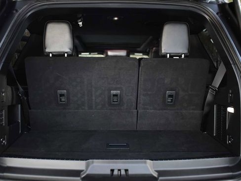 Used 2021 Ford Expedition Limited image 9