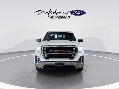 Used 2022 GMC Sierra 1500 SLT image 2