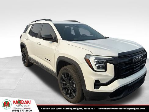 Used 2026 GMC Terrain Elevation w/ Elevation Premium Package FWD image 3