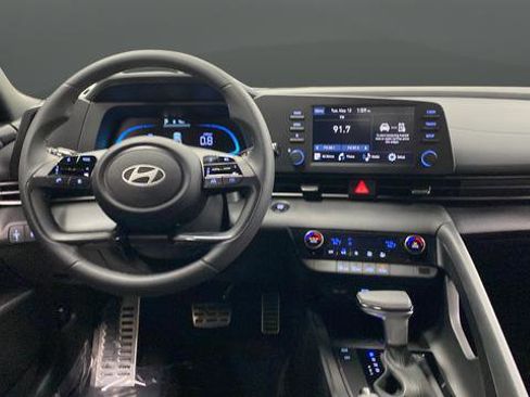 New 2026 Hyundai Elantra Sport FWD image 11