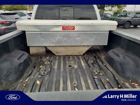 Used 2015 Ford F350 Lariat w/ Lariat Ultimate Package image 31