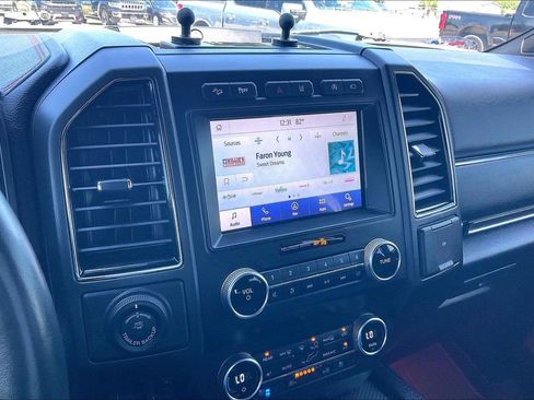 Used 2021 Ford Expedition Limited AWD/4WD image 24