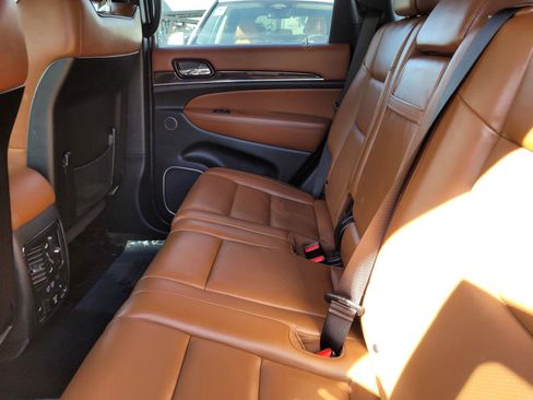 Used 2020 Jeep Grand Cherokee Overland image 17