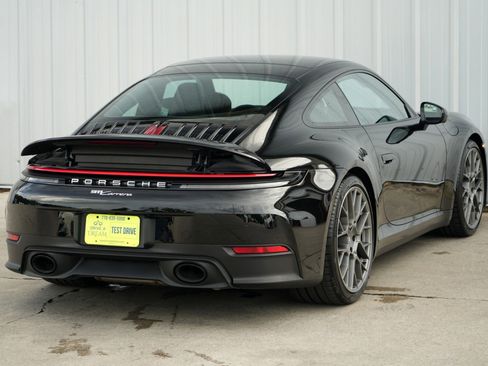 Used 2025 Porsche 911 Carrera image 49