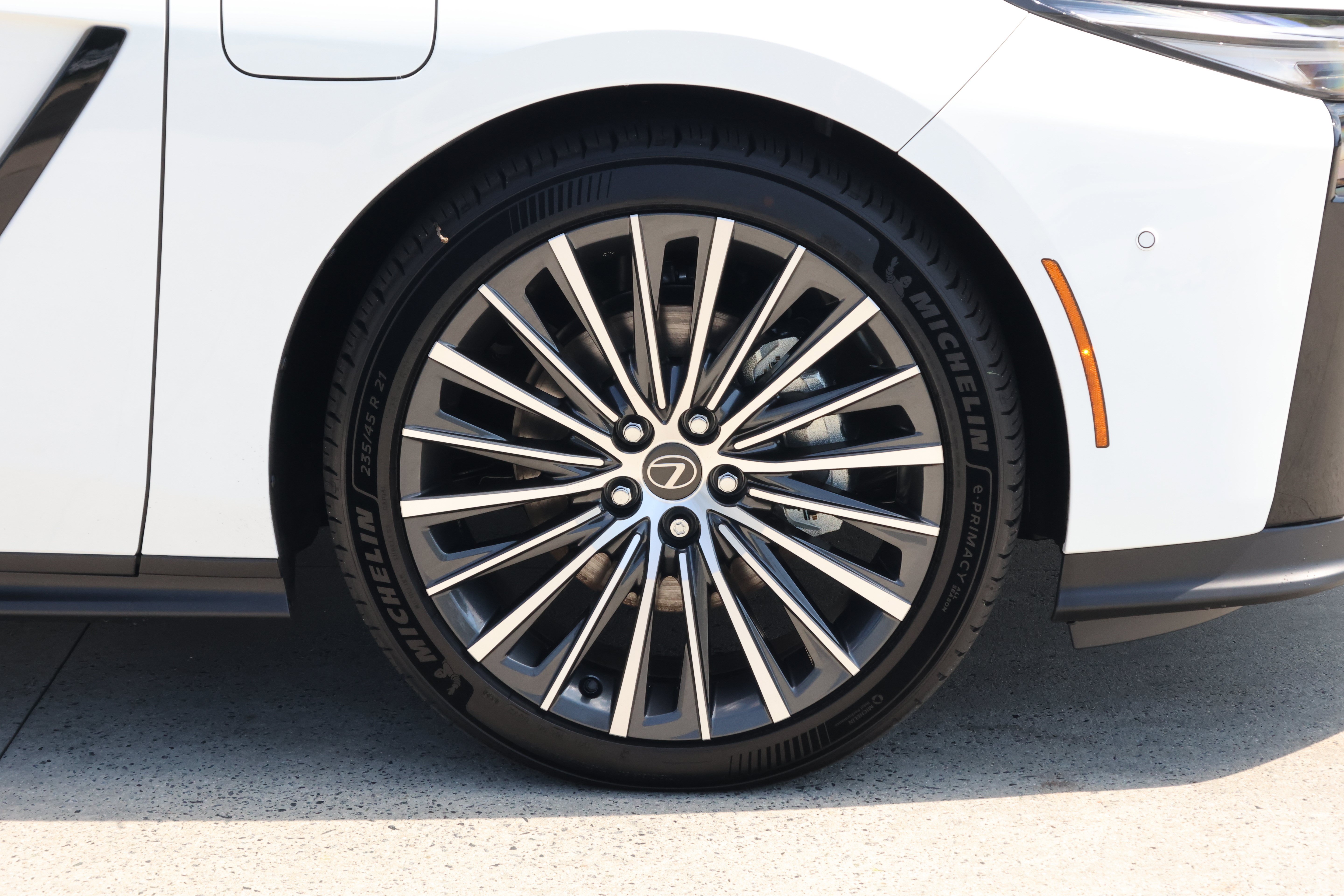 New 2026 Lexus ES 350e w/ Accessory Package (Z1) FWD image 11