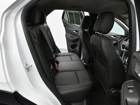 Used 2024 Buick Encore GX Sport Touring AWD/4WD image 27