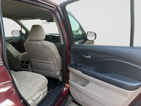 Used 2019 Honda Pilot EX image 18