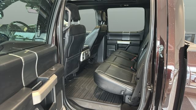 Used 2019 Ford F150 Lariat w/ Equipment Group 502A Luxury AWD/4WD image 17