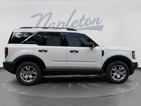 Used 2023 Ford Bronco Sport AWD/4WD image 9