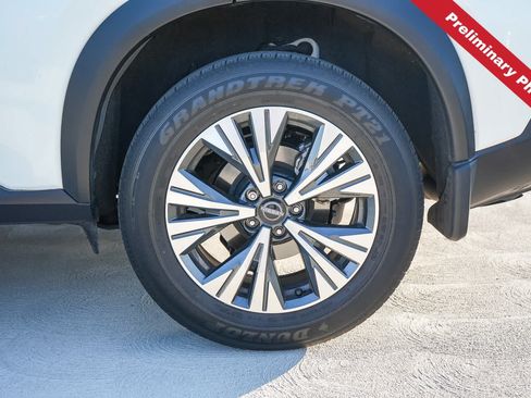 Used 2023 Nissan Rogue SV FWD image 10