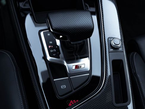 Used 2021 Audi S4 Premium Plus w/ Premium Plus Package image 14