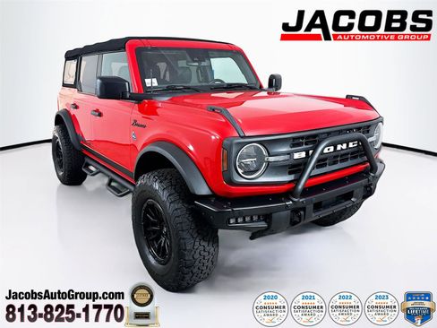 Used 2023 Ford Bronco Black Diamond image 1