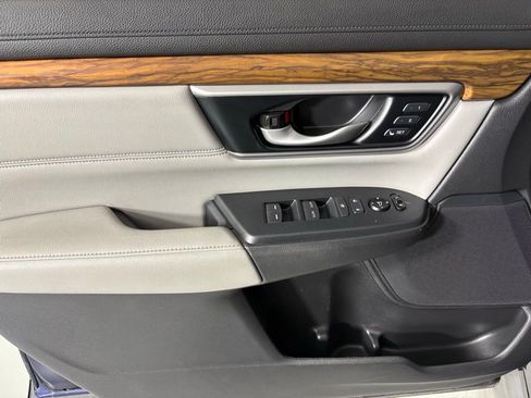 Used 2020 Honda CR-V Touring image 19