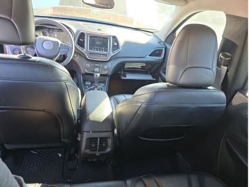 Used 2022 Jeep Cherokee Trailhawk w/ Comfort/Convenience Group image 7