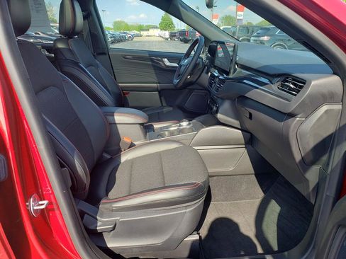 Used 2024 Ford Escape ST-Line w/ Tech Pack #1 AWD/4WD image 17