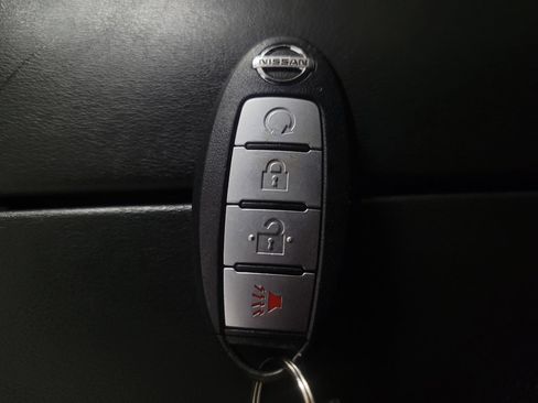 Used 2021 Nissan Rogue SV AWD/4WD image 32