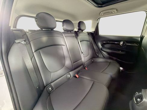 Used 2019 MINI Cooper Clubman ALL4 image 30