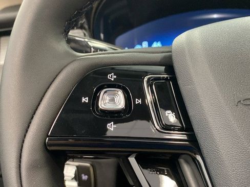 New 2025 Lincoln Corsair AWD w/ Equipment Group 101A image 20