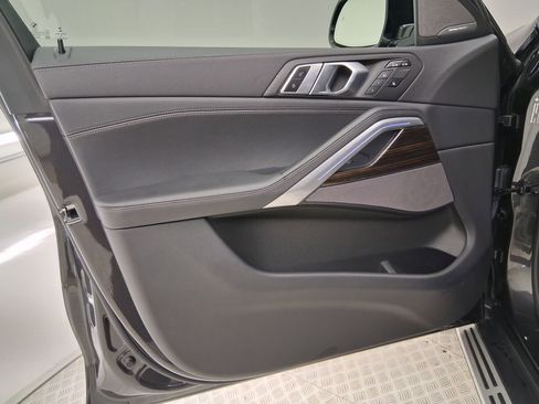 Used 2021 BMW X6 sDrive40i w/ Executive Package RWD image 23