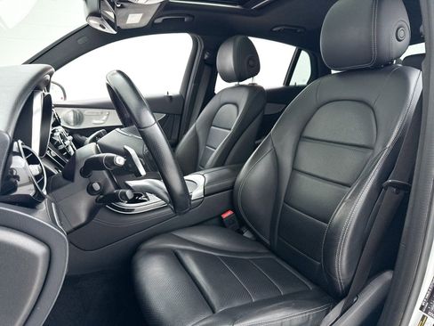 Used 2019 Mercedes-Benz GLC 300 4MATIC Coupe image 35
