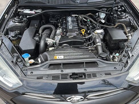 Used 2013 Hyundai Genesis 2.0T RWD image 24