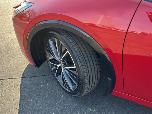 Used 2024 Toyota Prius XLE image 4