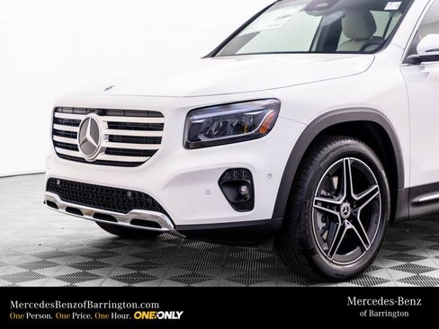 New 2026 Mercedes-Benz GLB 250 4MATIC image 39