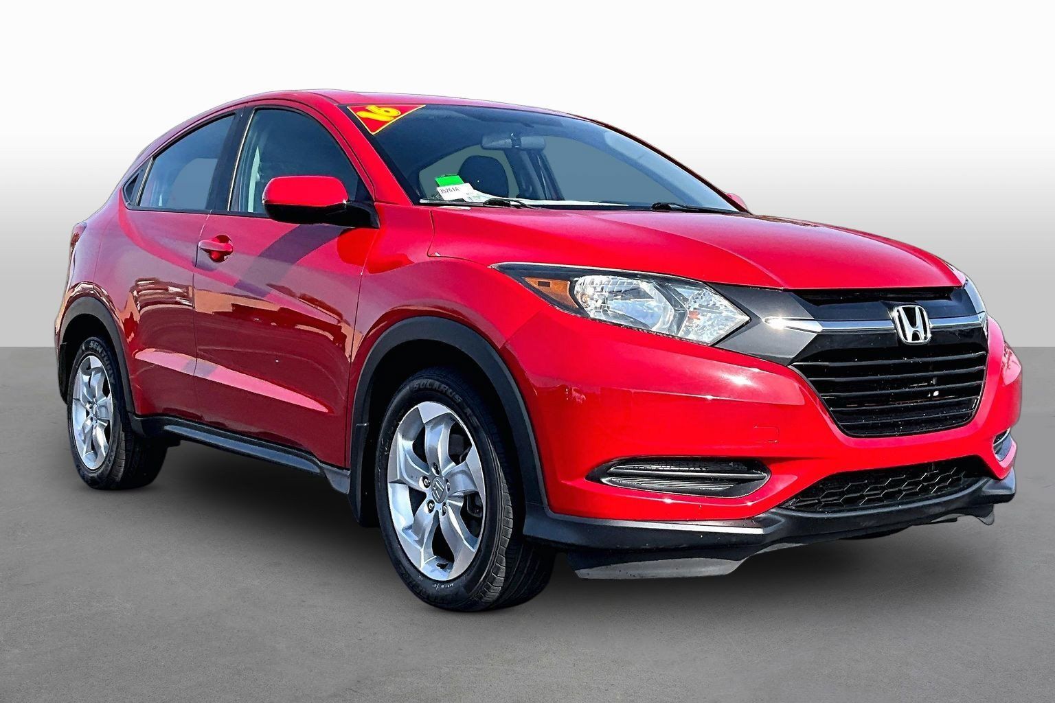 Used 2016 Honda HR-V LX image 10