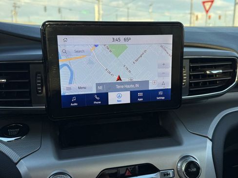 Used 2022 Ford Explorer XLT w/ Equipment Group 202A image 20