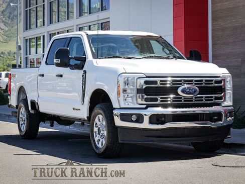 Used 2024 Ford F250 XLT w/ FX4 Off-Road Package AWD/4WD image 1