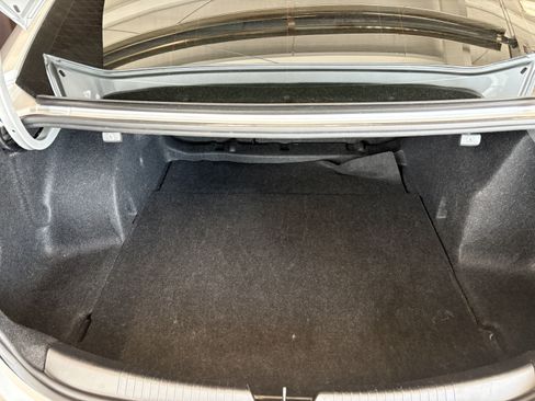 Used 2020 Chevrolet Malibu LS FWD image 26