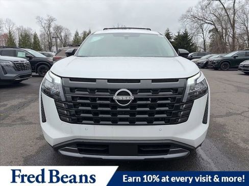 New 2026 Nissan Pathfinder Platinum w/ Cargo Package AWD/4WD image 2