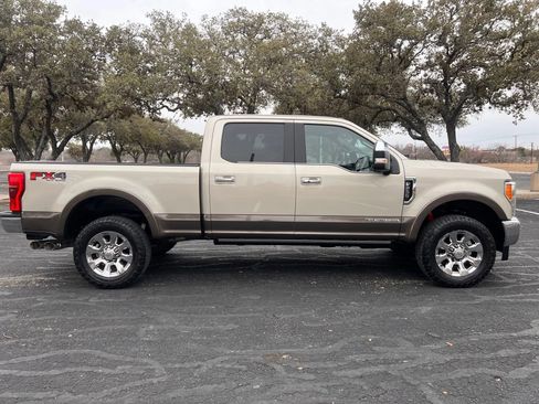 Used 2017 Ford F250 King Ranch w/ King Ranch Ultimate Package image 3