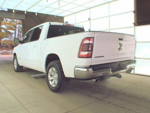 Used 2023 RAM 1500 Laramie AWD/4WD image 6