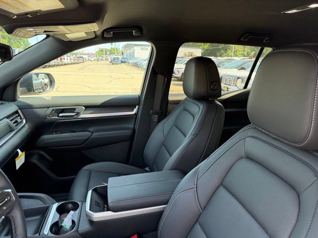 New 2027 GMC Terrain Elevation w/ Elevation Premium Package AWD/4WD image 14