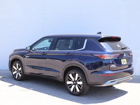 New 2026 Mitsubishi Outlander SE AWD/4WD image 30