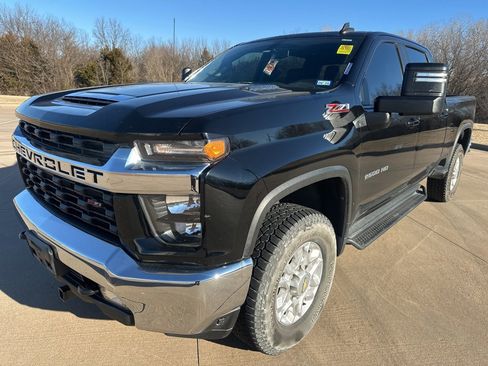 Used 2022 Chevrolet Silverado 2500 LT w/ Convenience Package image 1