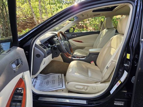 Used 2010 Lexus ES 350 image 10