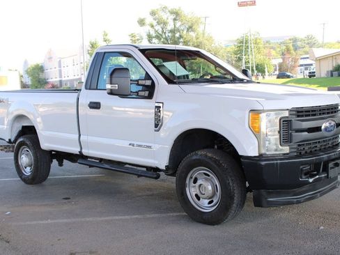 Used 2017 Ford F350 XL w/ Power Equipment Group AWD/4WD image 4
