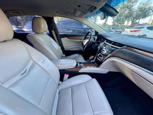 Used 2018 Cadillac XTS Luxury image 15