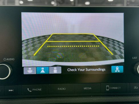 Used 2024 Honda CR-V EX image 22